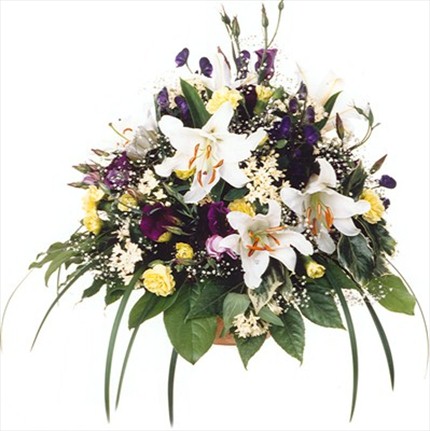 Cenaze için serpme çiçekler