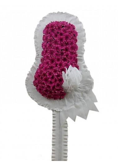 Mor açılış düğün çiçeği /Mor renkte cerberalardan hazırlanmış düğün ve kutlama çiçeği çelenk duvak ortalama boy (240-250 cm)                                        
